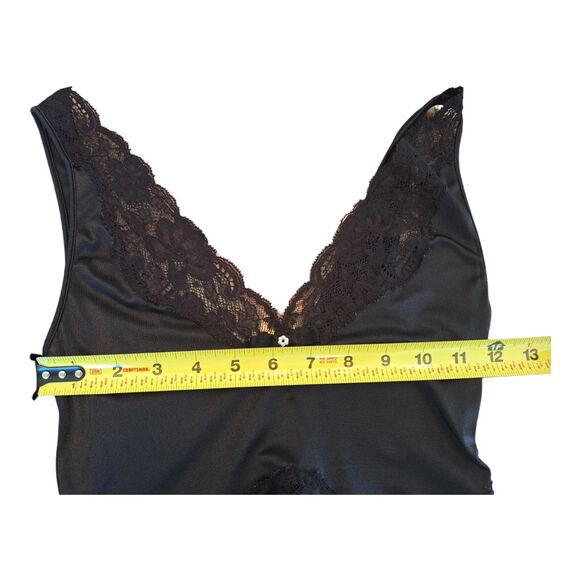 VINTAGE USA MISS ELAINE PEIGNOIR SET BLACK NIGHTGOWN and ROBE LONG LACE SMALL - Picture 15 of 16